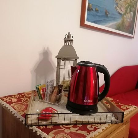 Il Casale Del Generale Bed & Breakfast อาเจโรลา ภายนอก รูปภาพ