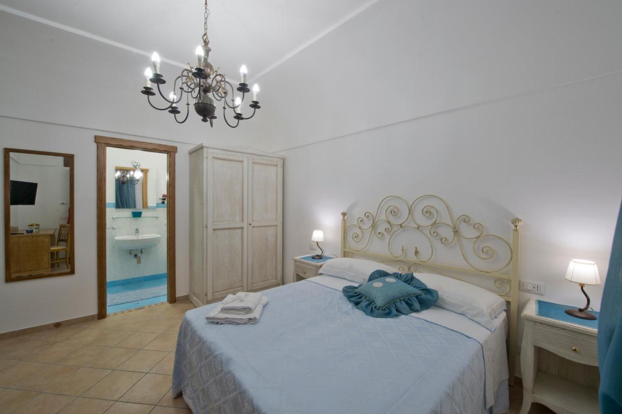 Il Casale Del Generale Bed & Breakfast อาเจโรลา ภายนอก รูปภาพ