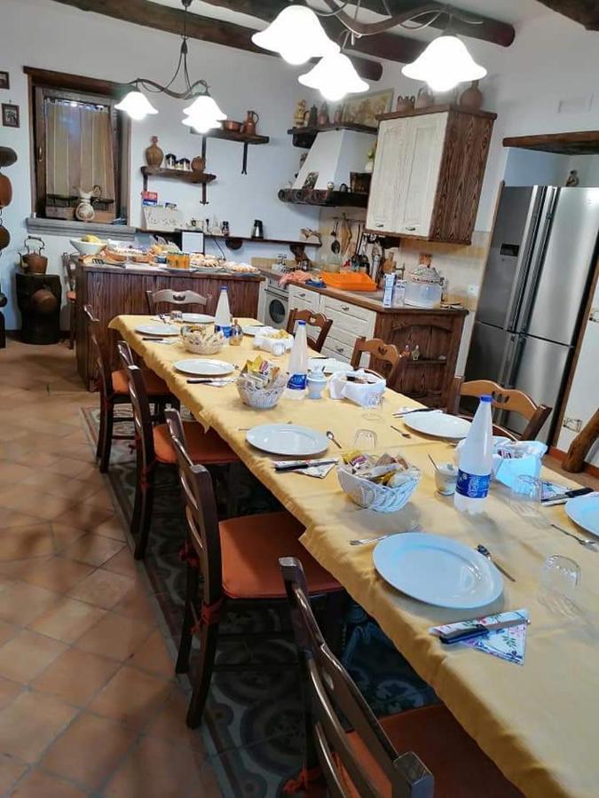 Il Casale Del Generale Bed & Breakfast อาเจโรลา ภายนอก รูปภาพ